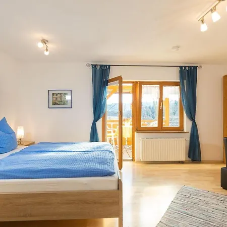 Apartment-mit-balkon